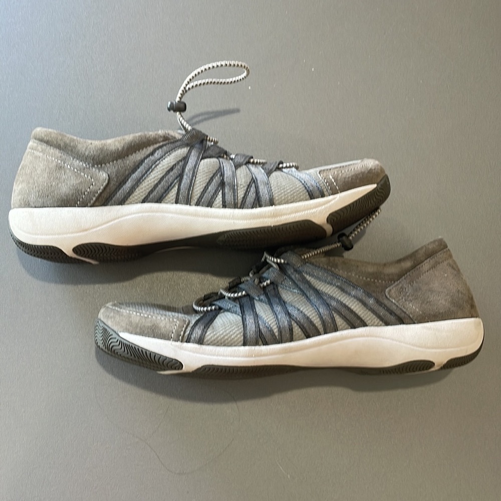 Dansko leather sneakers 41